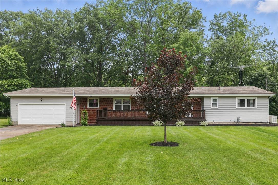 179 Edgewood Drive - Photo 1