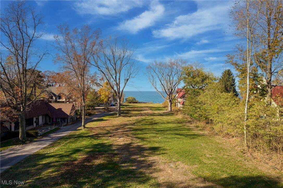 10211 Lake Shore Vl Boulevard - Photo 1