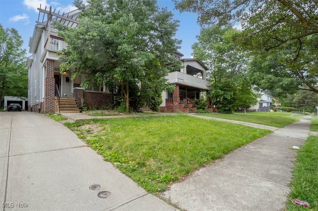 3388 Beechwood Avenue - Photo 1