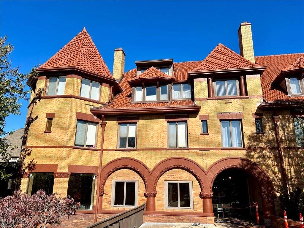 23200 Lake Road - Photo 1