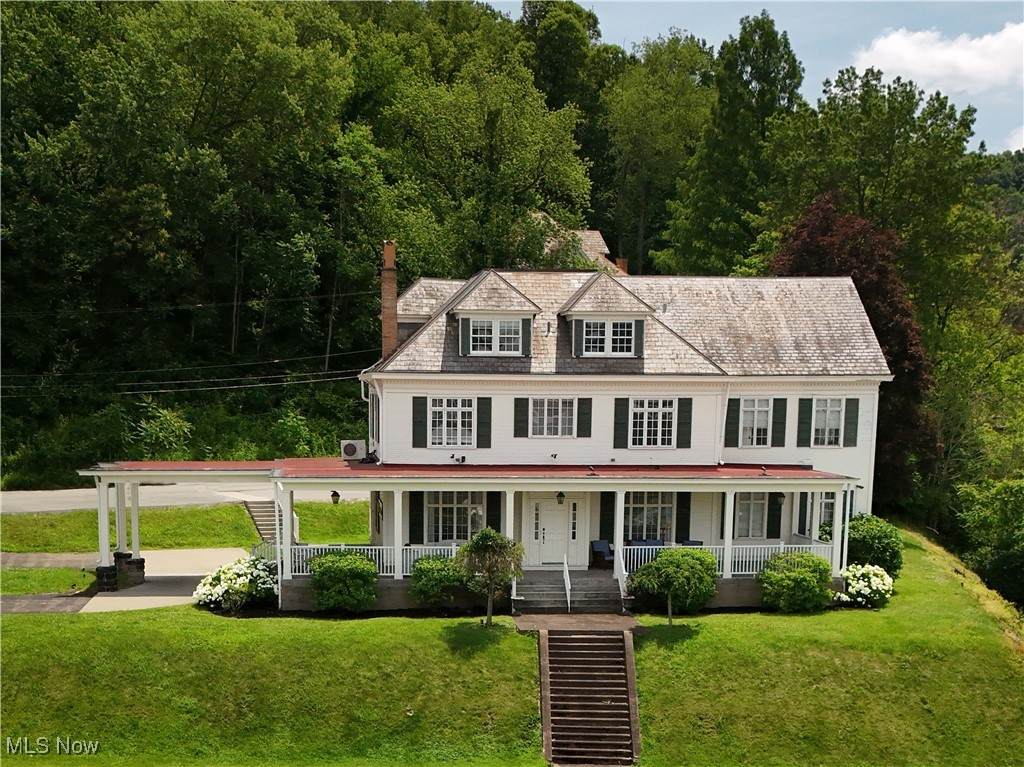 12 Lotus Ave. - Photo 1