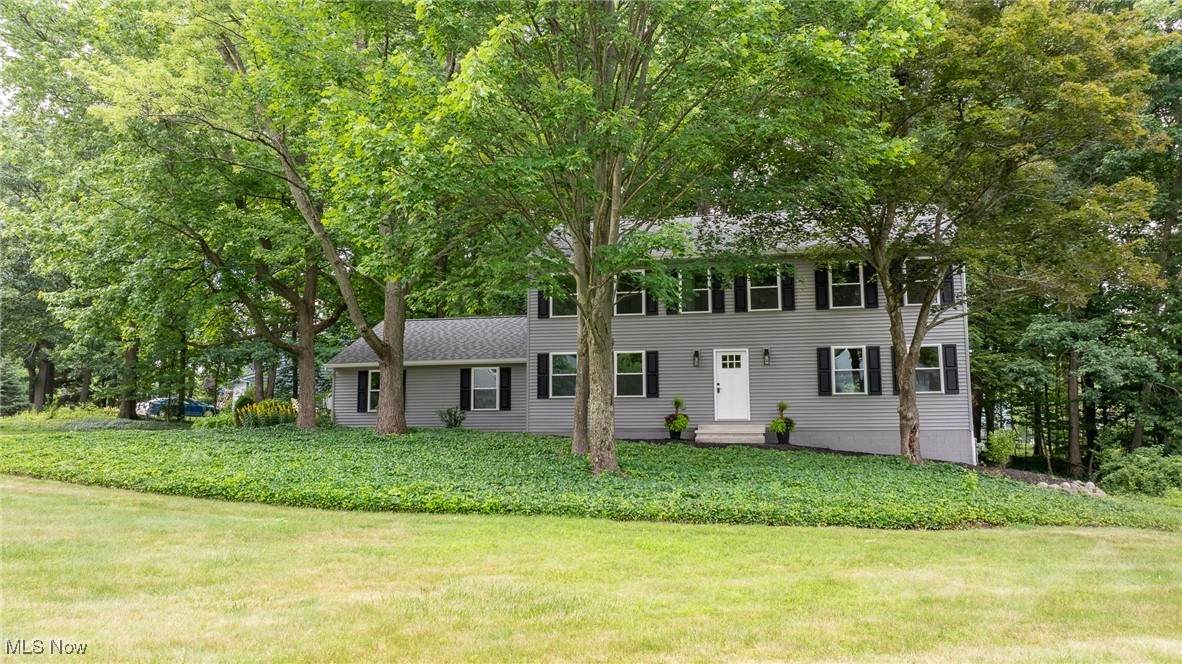 7391 Far Hills Drive - Photo 1