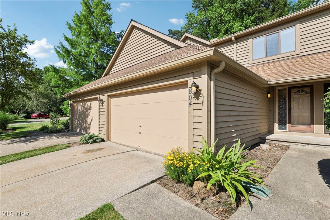 804 Arboretum Circle - Photo 1