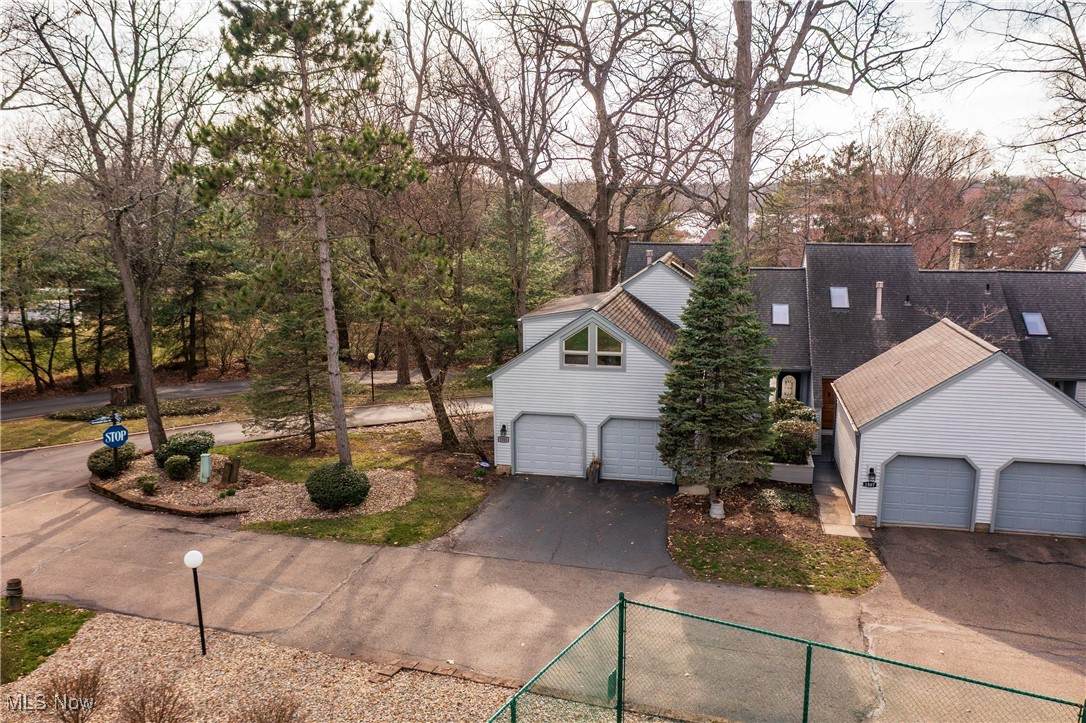 1505 Baycrest Drive - Photo 1