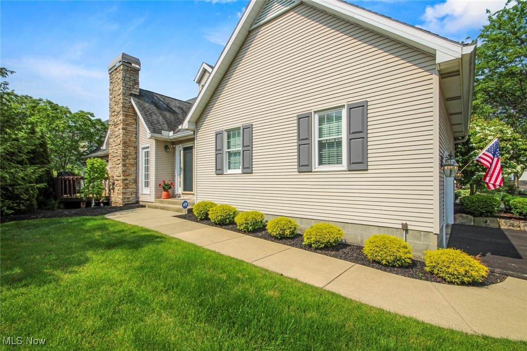 44 Fieldstone - Photo 1