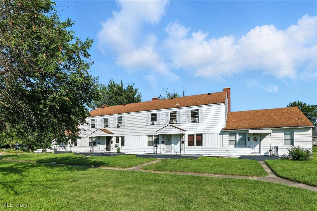 954 Central Drive - Photo 1