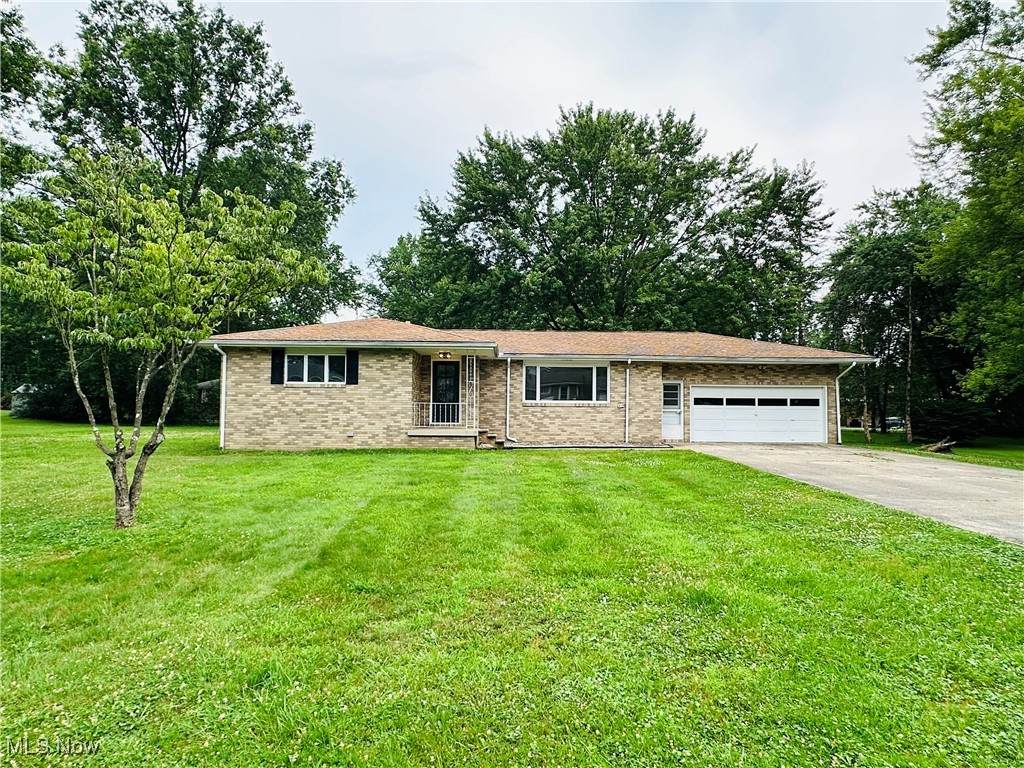 256 Woodland Street - Photo 1