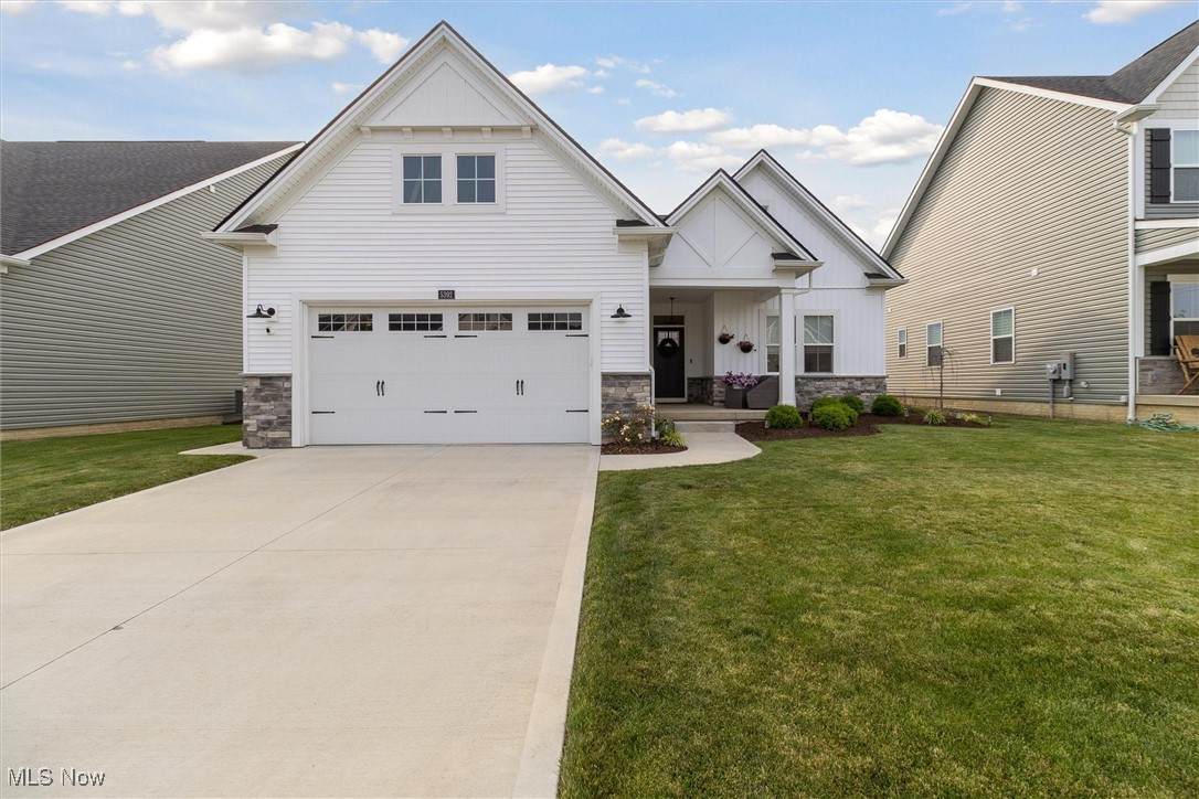 5392 Hawks Nest Circle - Photo 1