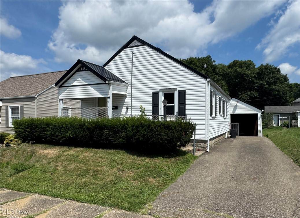 1616 Orange Street - Photo 1