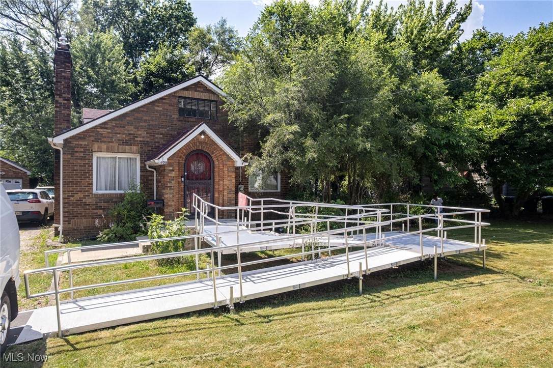 808 Hawkins Avenue - Photo 1