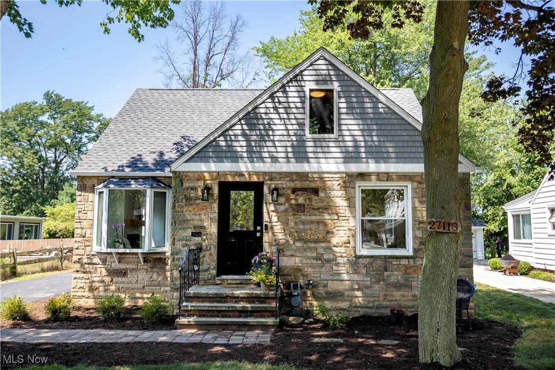 27118 Russell Road - Photo 1