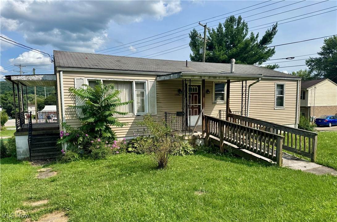 1796 Chester Avenue - Photo 1