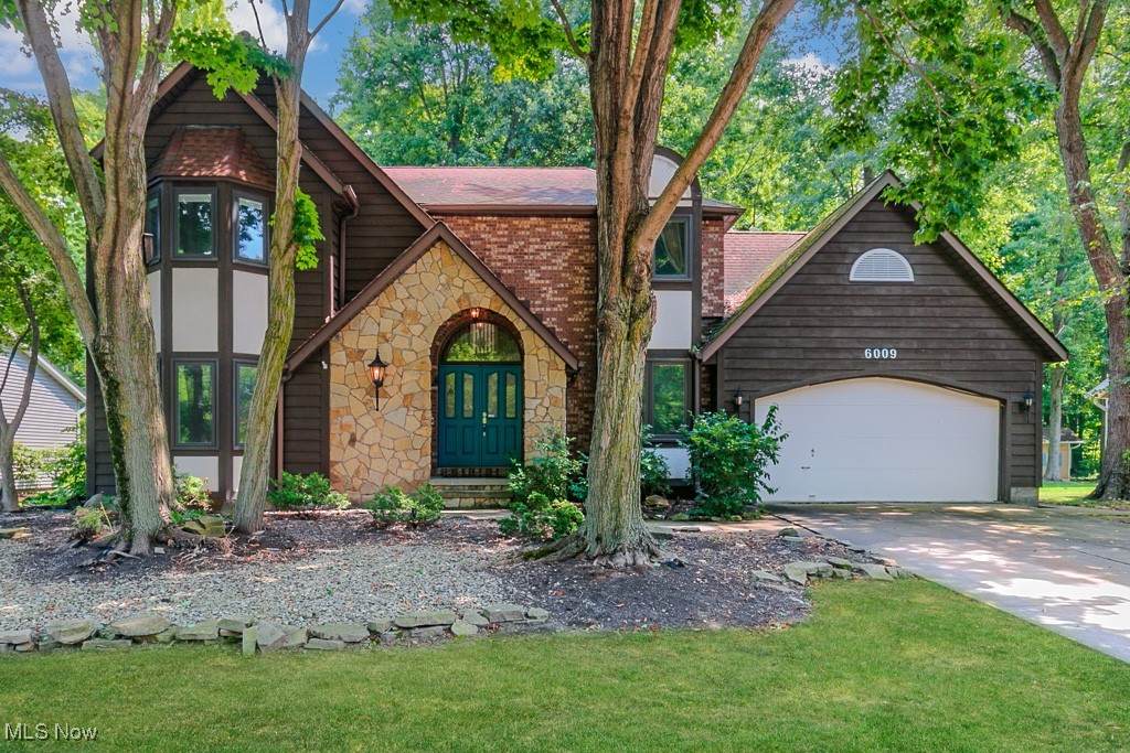 6009 Jane Drive - Photo 1