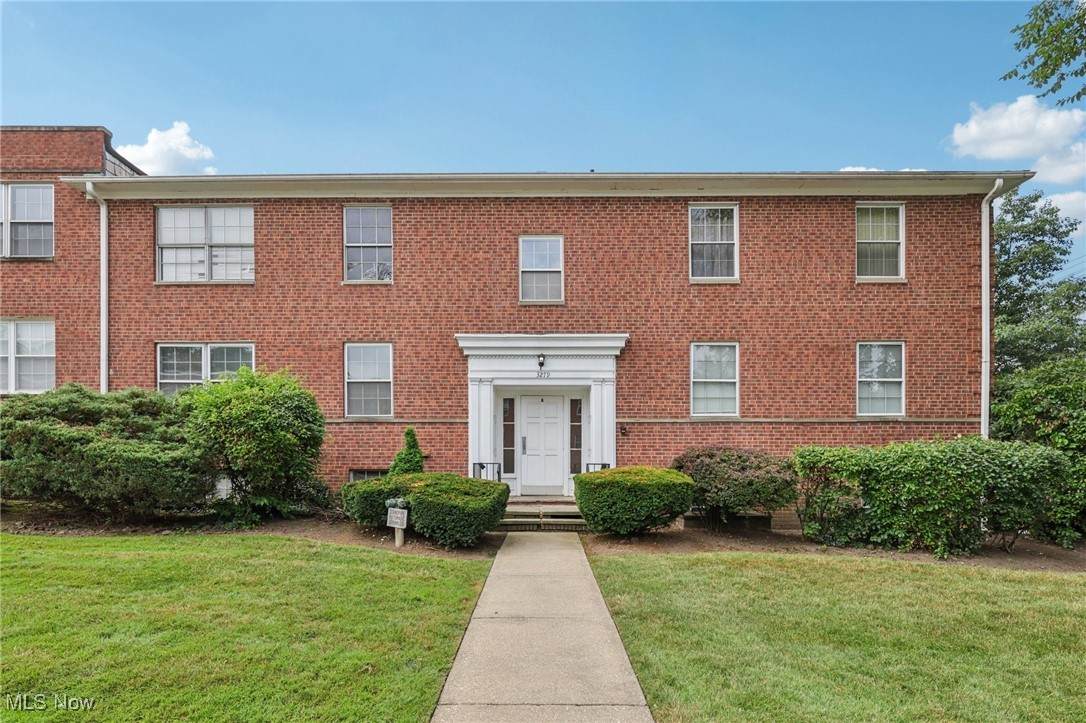 3279 Warrensville Center Road - Photo 1