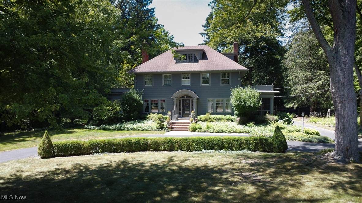 382 Bassett Road - Photo 1