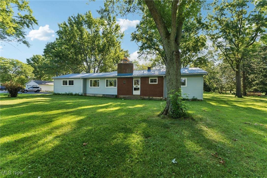 11465 Leavitt Road - Photo 1