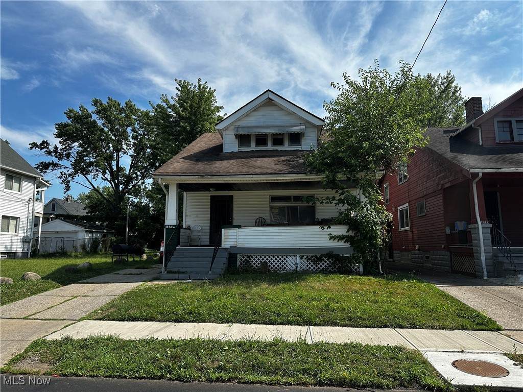 11816 Dove Avenue - Photo 1