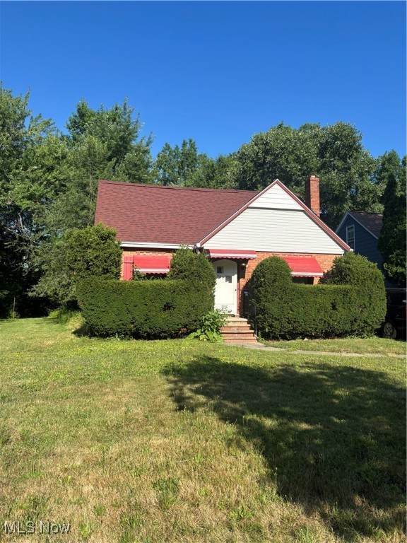 986 Woodview Road - Photo 1