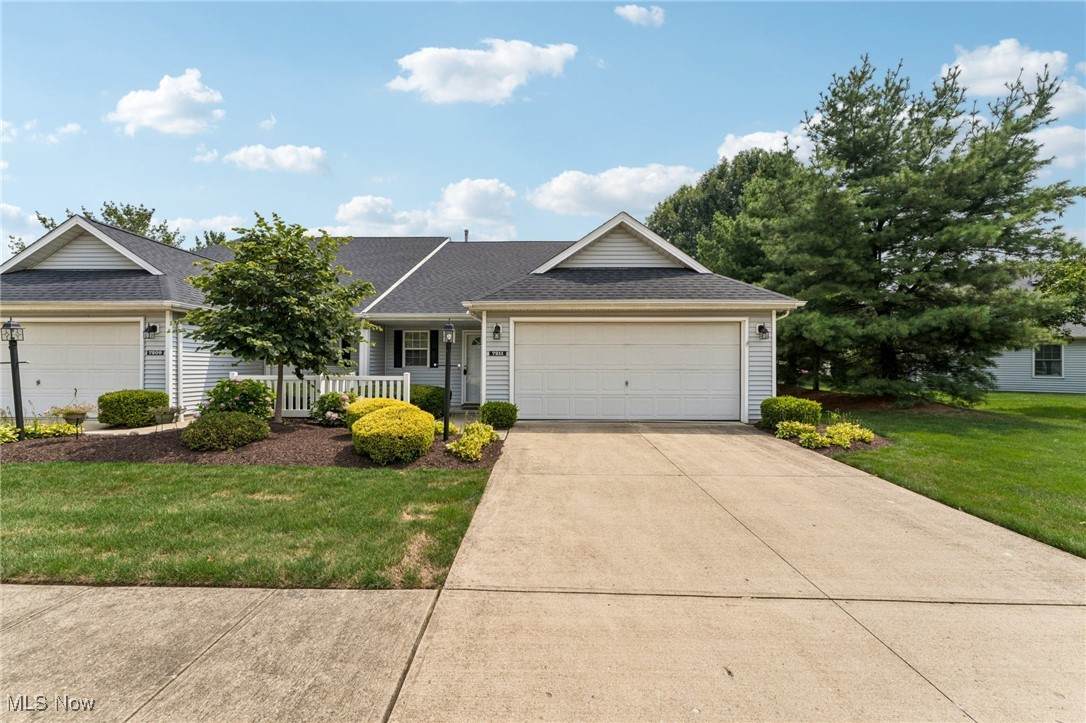 7211 Lilac Court - Photo 1