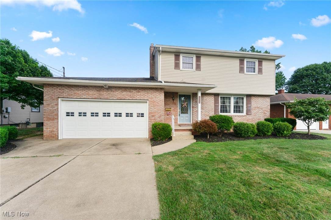 943 Dravis Street - Photo 1