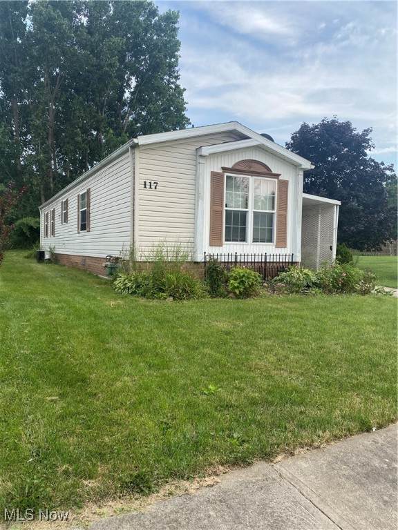 117 Caesars Drive - Photo 1