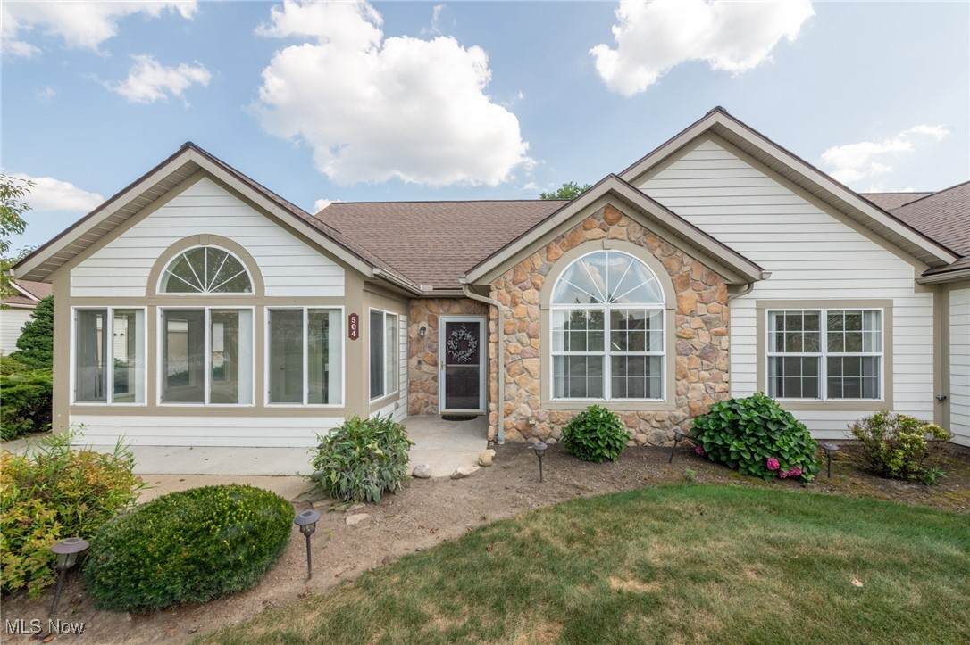 504 Crossings Circle - Photo 1