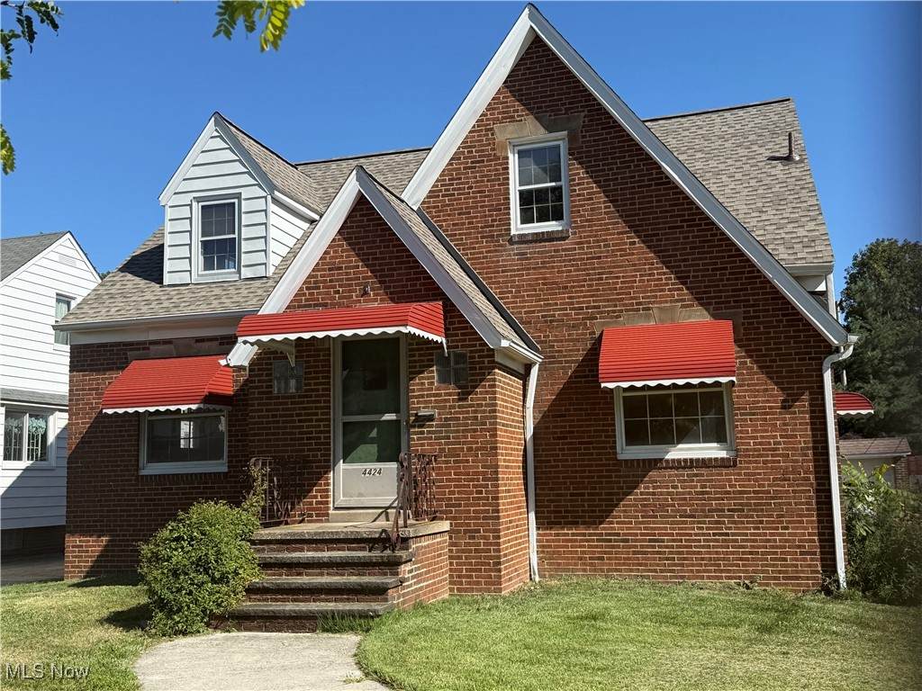 4424 Forestwood Drive - Photo 1
