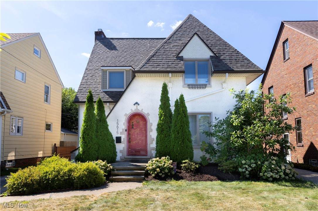 15615 Fernway Avenue - Photo 1