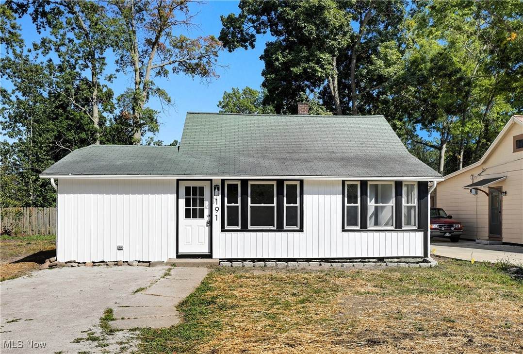 191 Norman Avenue - Photo 1