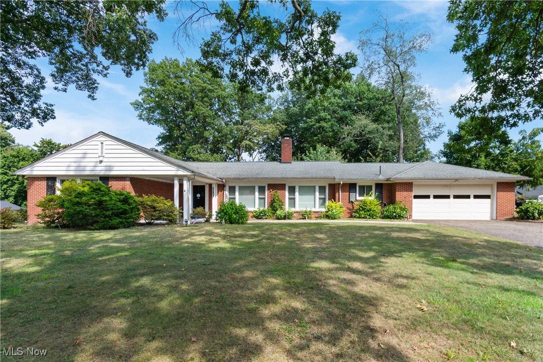 3252 Stahl Avenue - Photo 1
