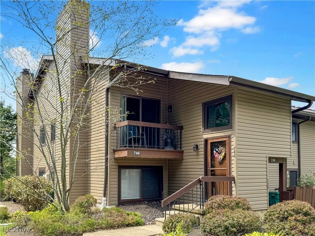 746 Kirkwall Drive - Photo 1