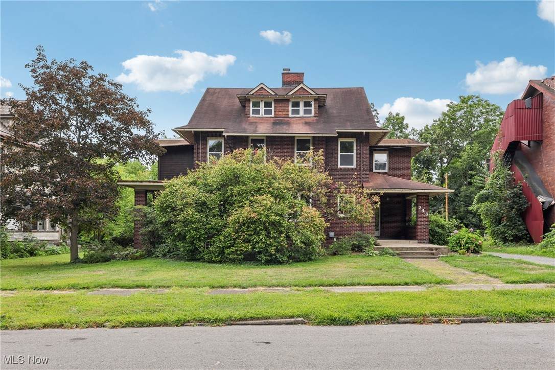 249 Heights Avenue - Photo 1