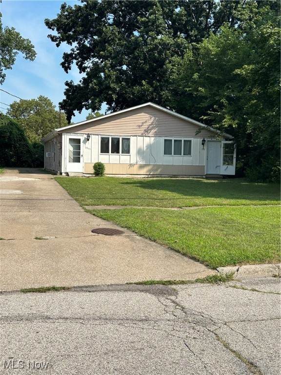 1943 G Street - Photo 1