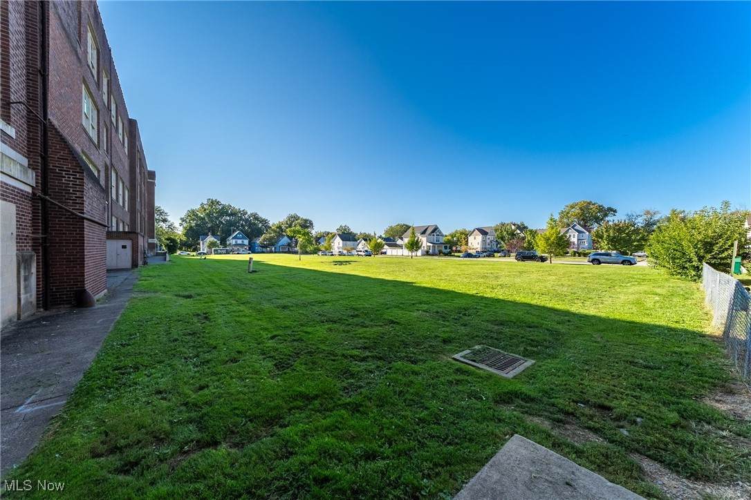  Tech Avenue - Photo 1