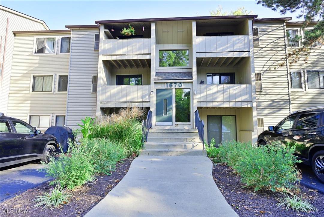 1670 Cedarwood Drive - Photo 1