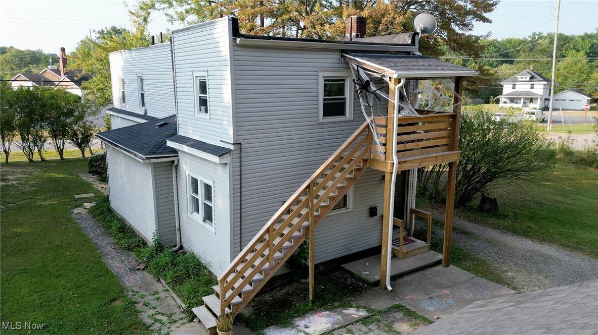 83 Maple Drive - Photo 1