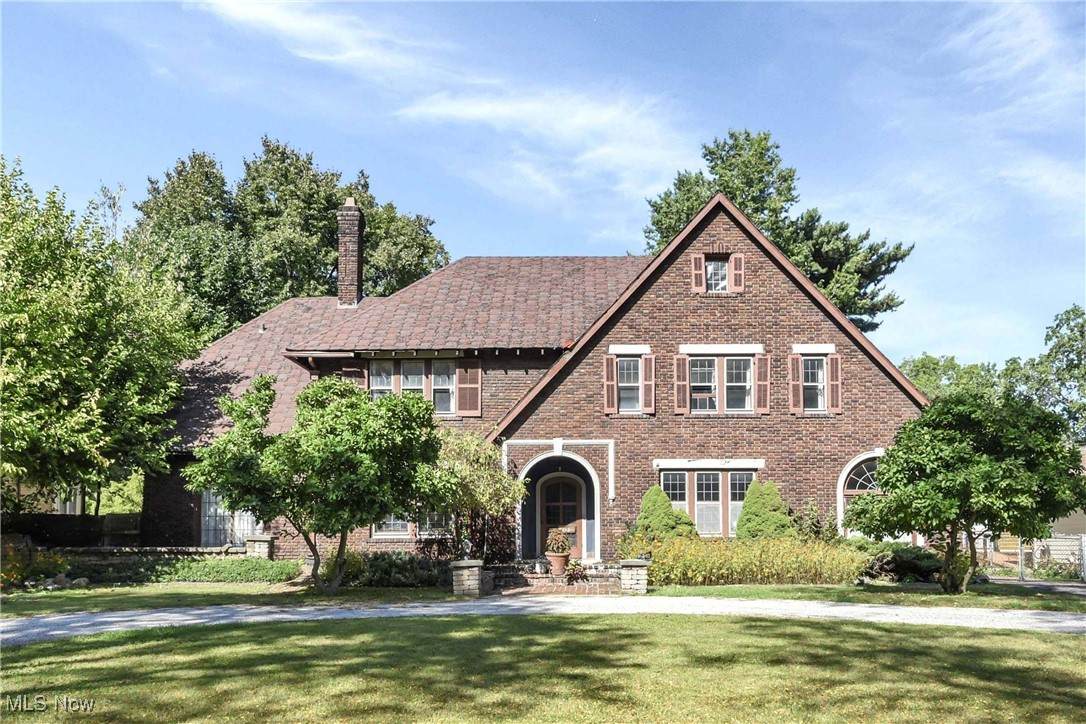 10102 Lake Avenue - Photo 1