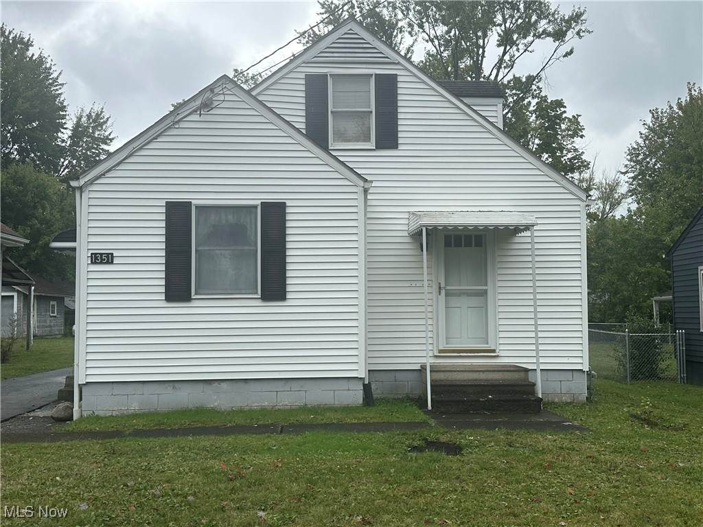 1351 Bradford Street - Photo 1