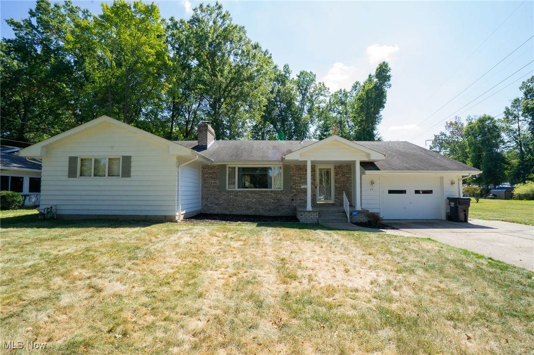 29 Gillian Lane - Photo 1