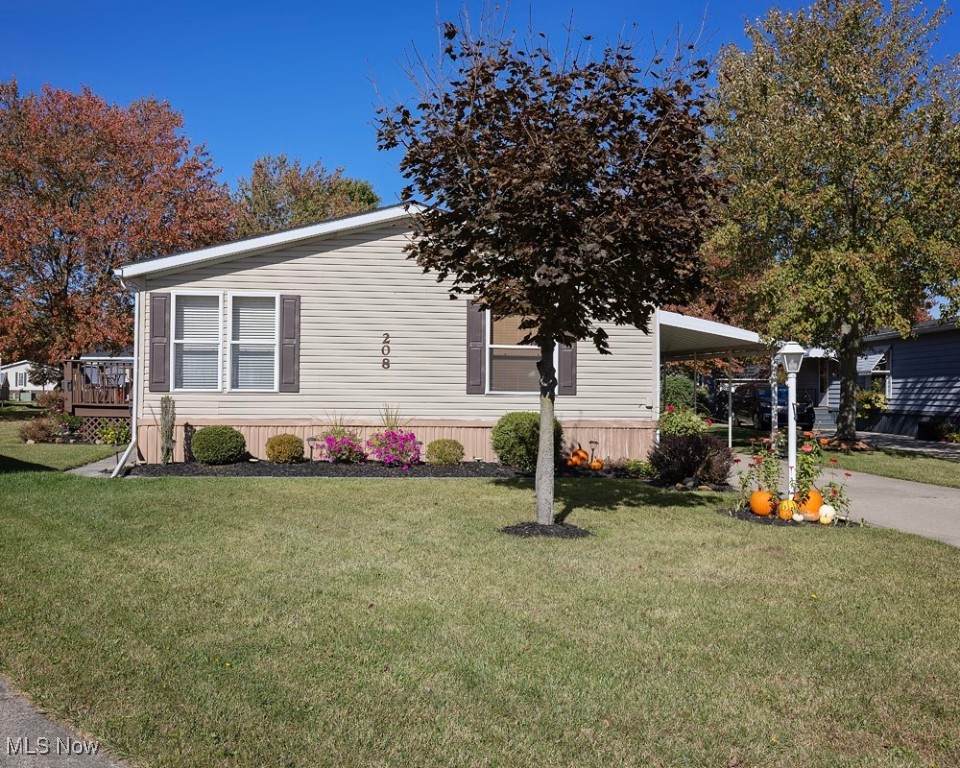 208 Birchbark Drive - Photo 1