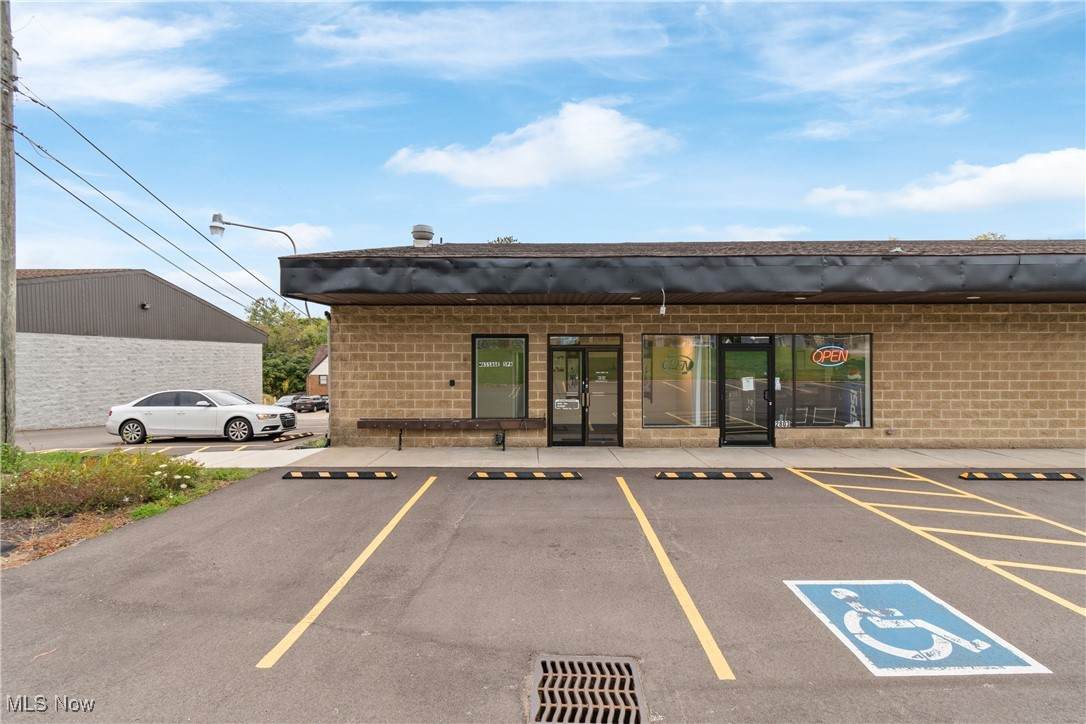 2805 Cleveland Road - Photo 1