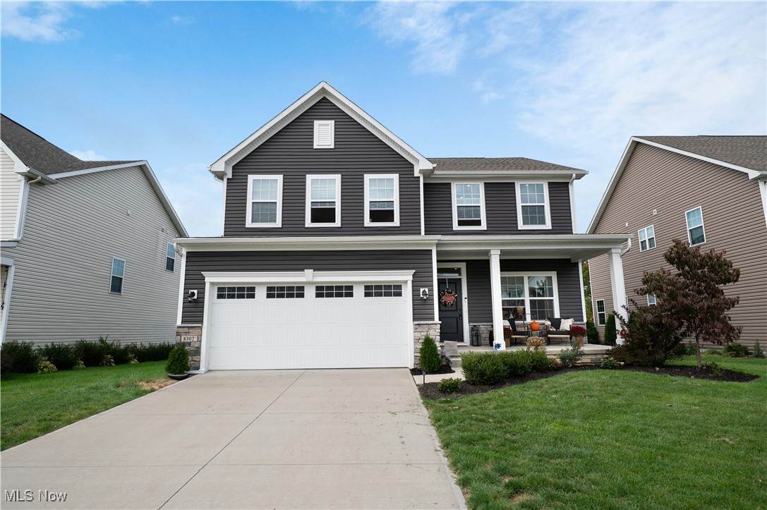 8302 Brodie Boulevard - Photo 1