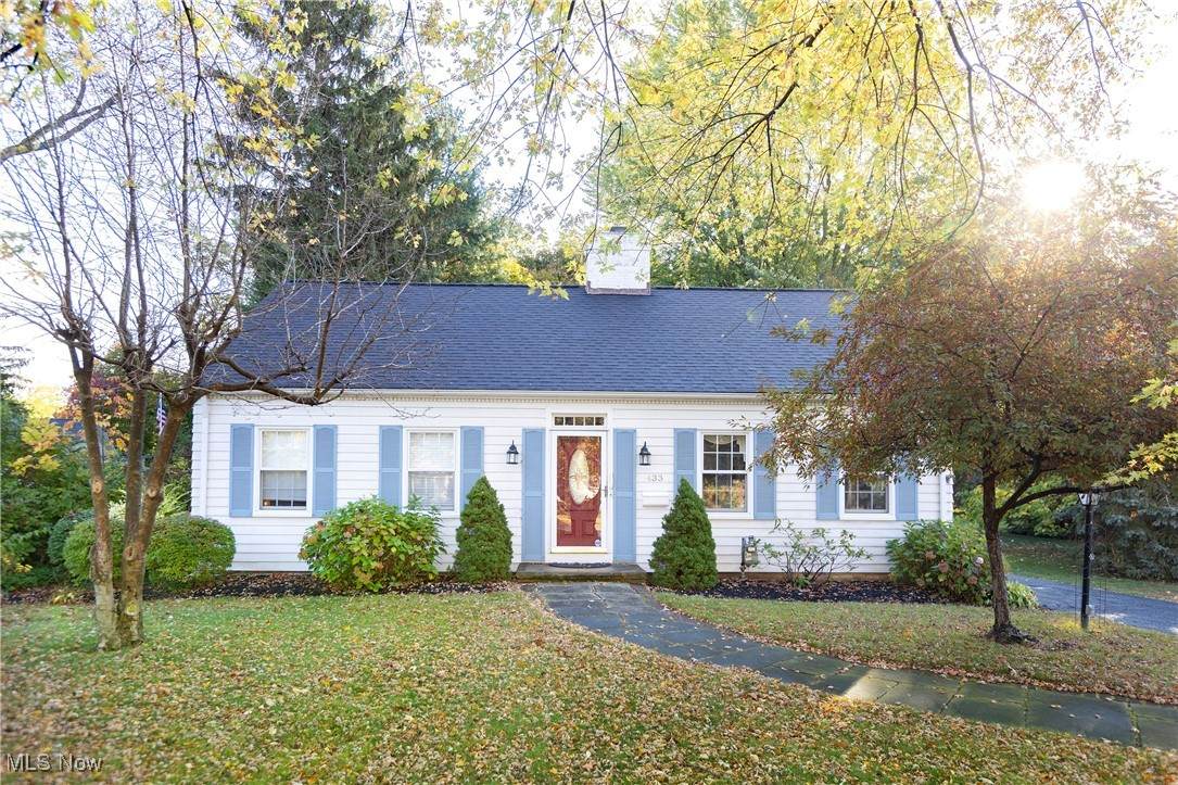 433 Bassett Road - Photo 1