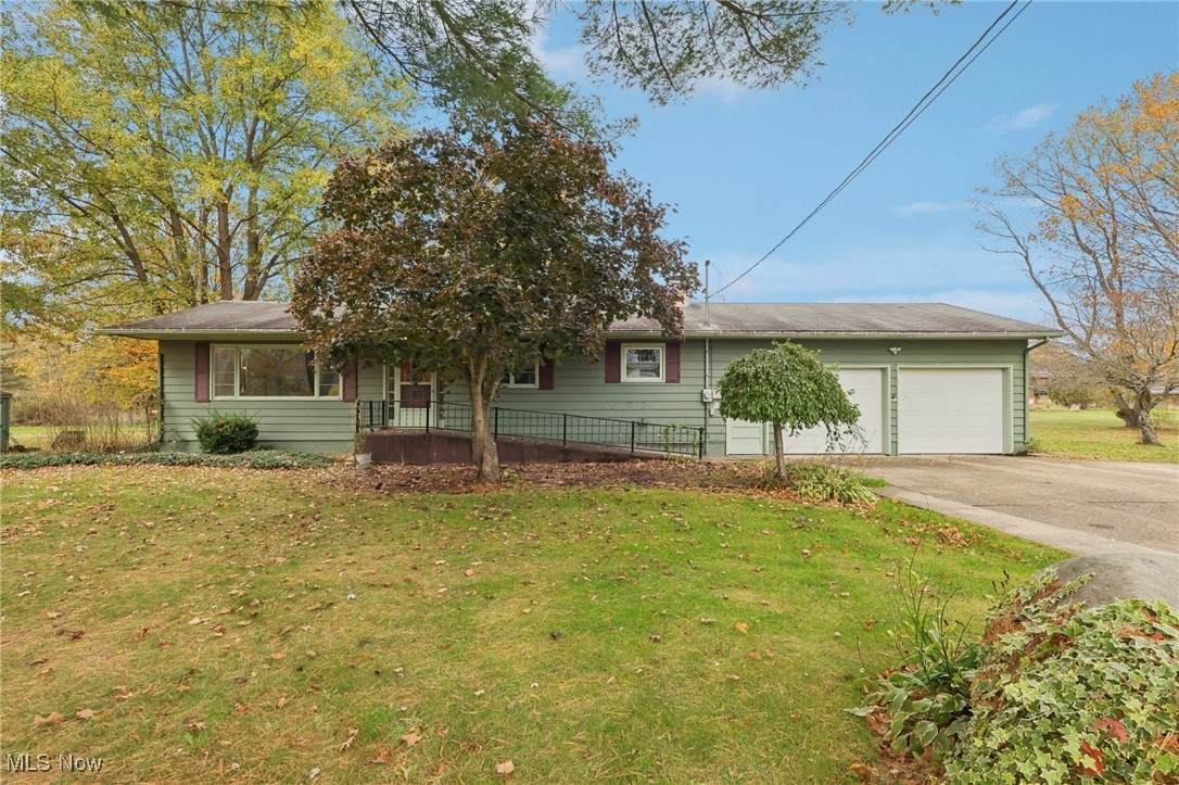 6681 Lakeview Drive - Photo 1
