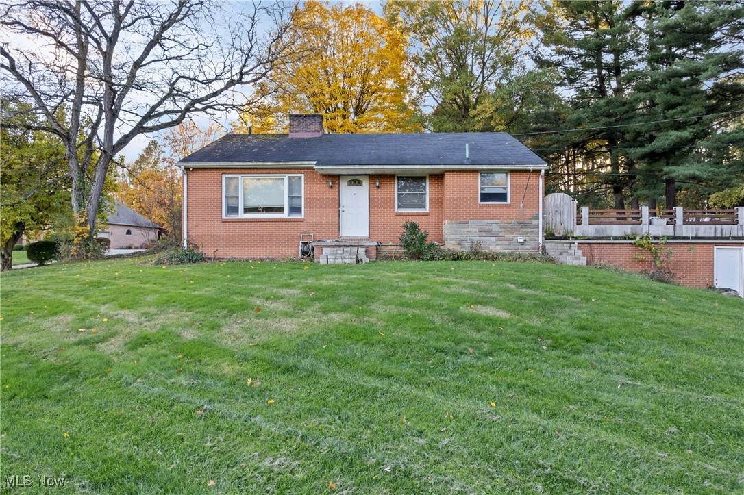 9502 Lafayette Drive - Photo 1