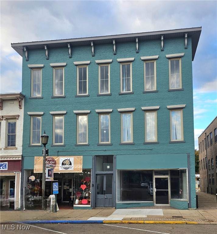 424 Main Street - Photo 1