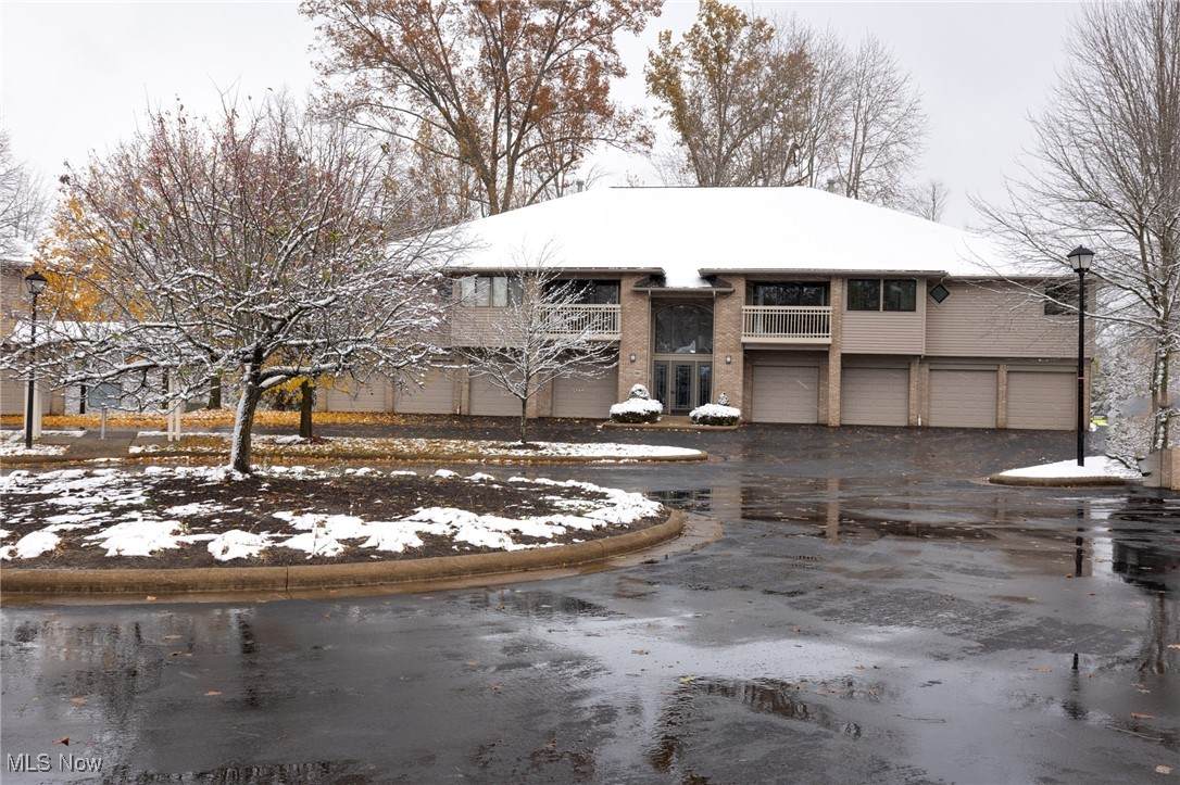 3800 Rosemont Boulevard - Photo 1