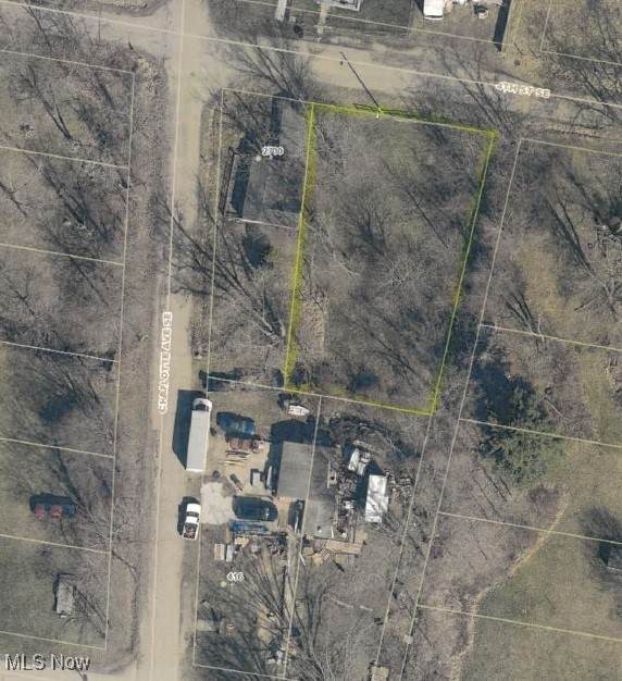 324 Charlotte Avenue - Photo 1