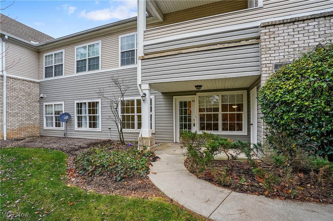 522 Robinwood Lane - Photo 1