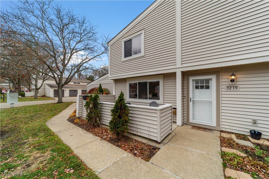 3239 Bay Landing Drive - Photo 1